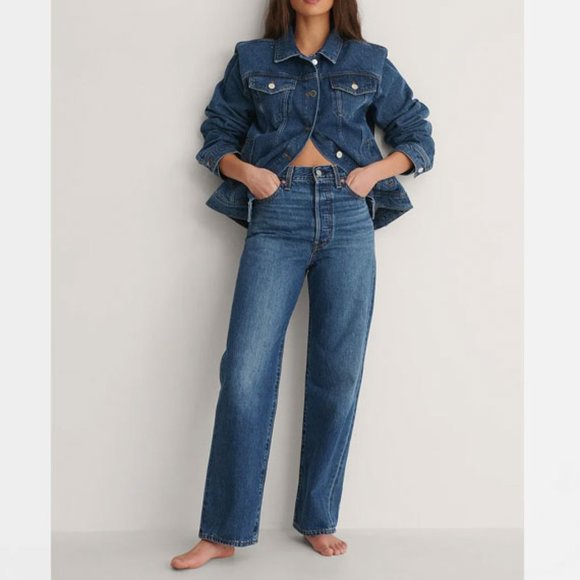 Levi’s Ribcage Straight Ankle Jean - Picture 2 of 9